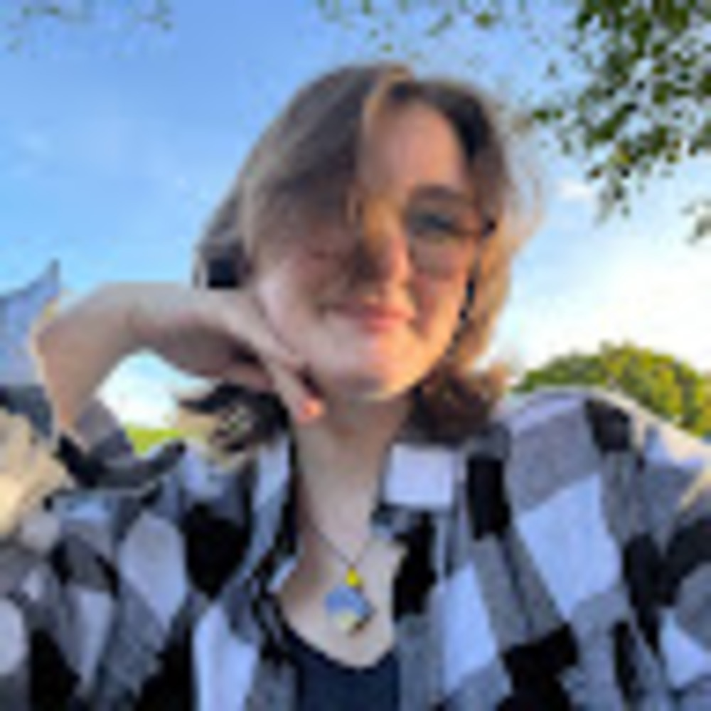 Meet your Posher, Nora